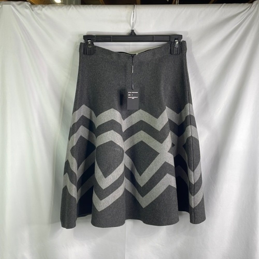 NWT Vila Milano dark and light  gray full a line sweater skirt: